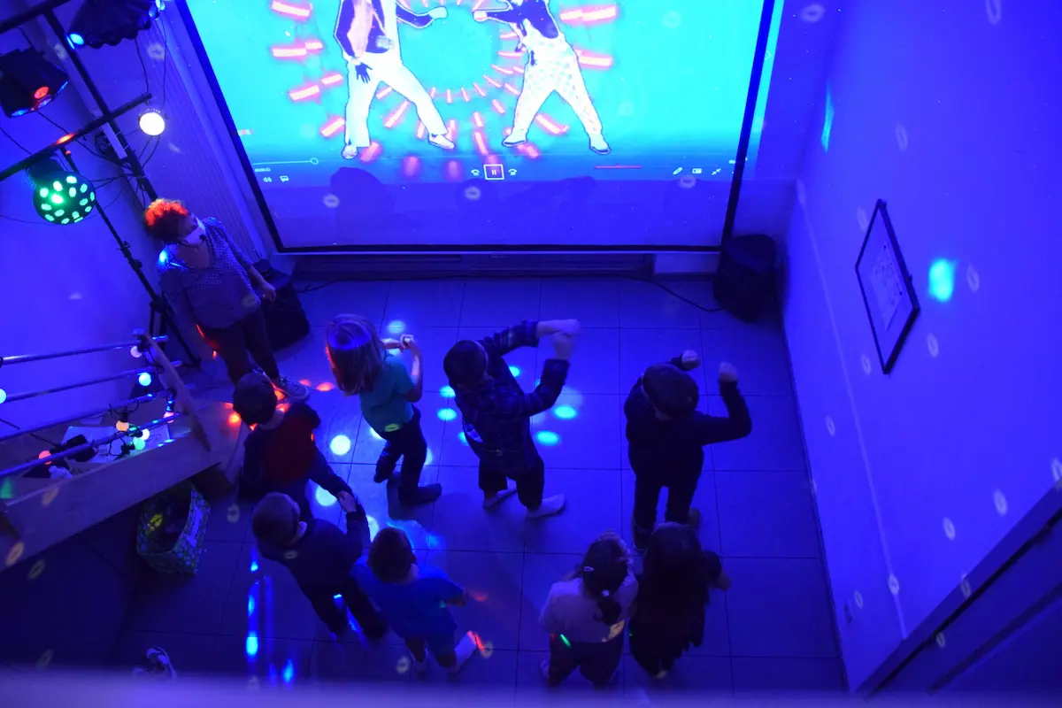 Animation Just dance et projections sur grand écran